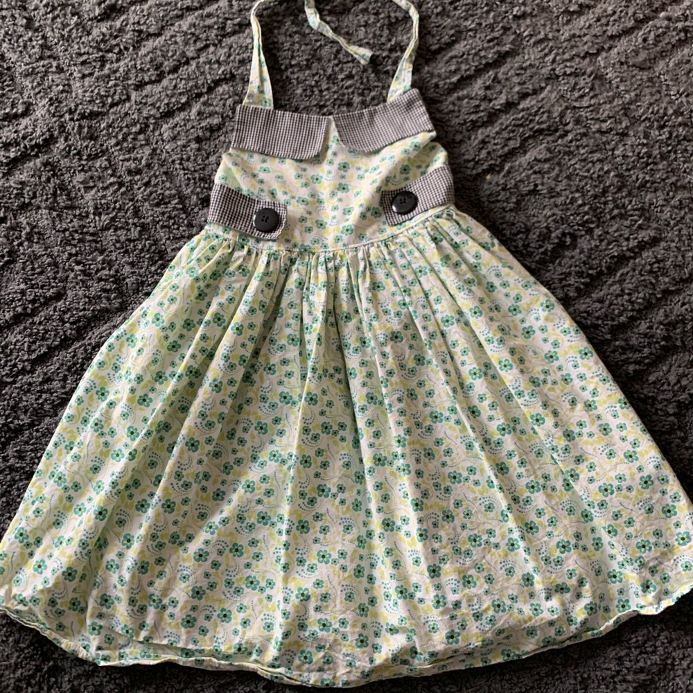 Handmade dress size 7/8 worn twice.  Great cond
